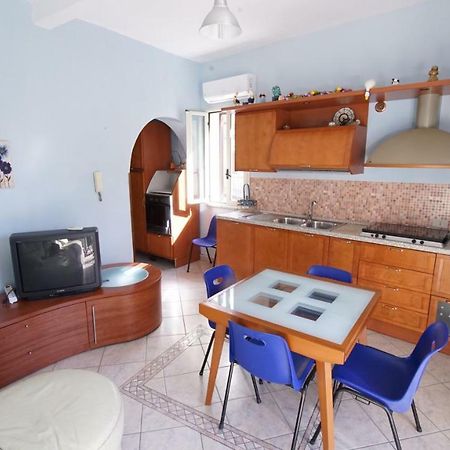 Casa Eleonora Apartment กัมโปเฟลิเช ดิ โรชเชลลา ภายนอก รูปภาพ