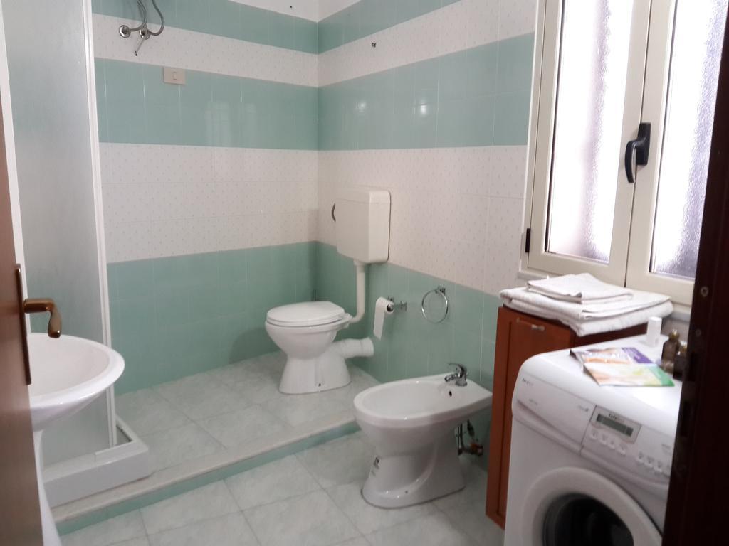 Casa Eleonora Apartment กัมโปเฟลิเช ดิ โรชเชลลา ภายนอก รูปภาพ